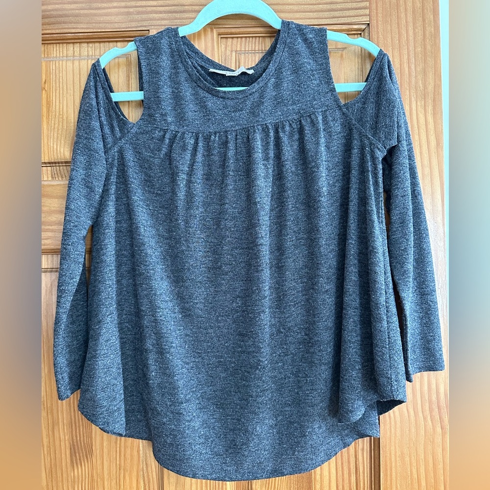 Lightweight long sleeve top with cutout shoulders